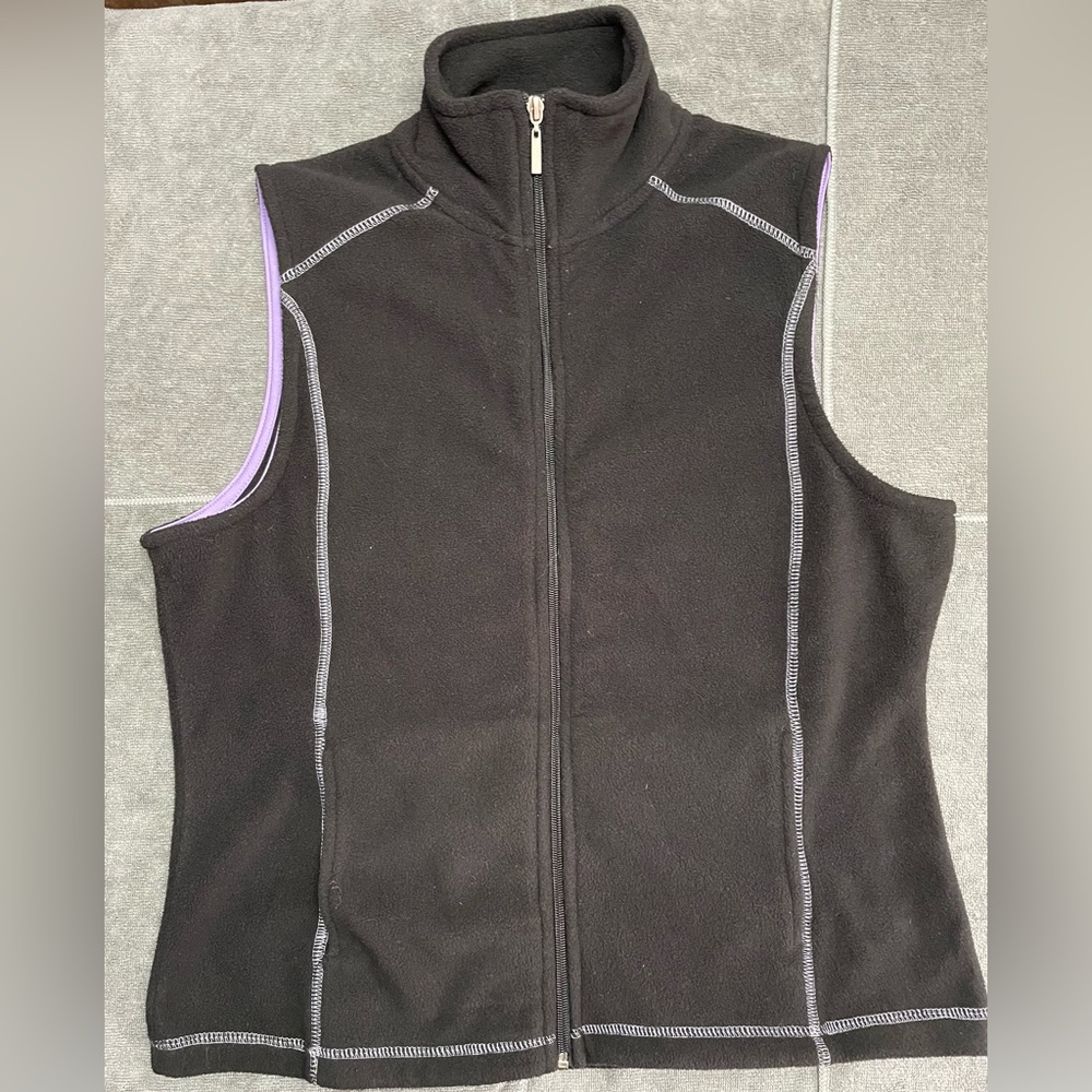 Starting Point 100% Polyester Fleece Vest. *Great Condition* Size S